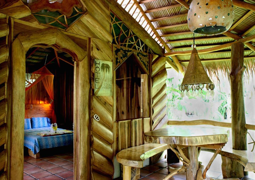 Hotel La Costa De Papito Puerto Viejo de Talamanca エクステリア 写真