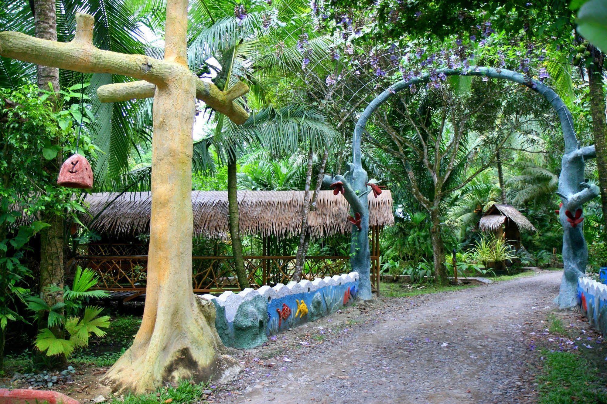Hotel La Costa De Papito Puerto Viejo de Talamanca エクステリア 写真