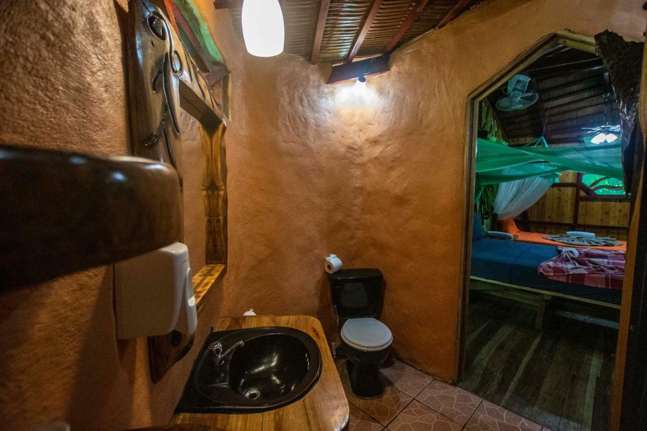 Hotel La Costa De Papito Puerto Viejo de Talamanca エクステリア 写真