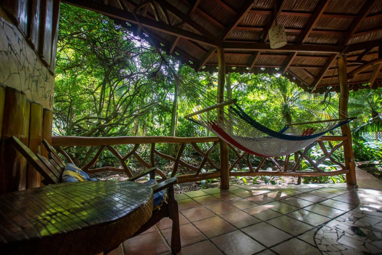 Hotel La Costa De Papito Puerto Viejo de Talamanca エクステリア 写真
